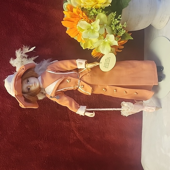 Collectible Memories Genuine Porcelain Doll. Meredith - Picture 1 of 13